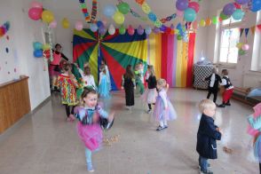 Konfetti Drauf   und fertig is! 